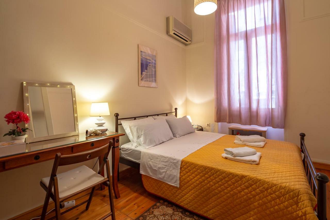 Stately Central Apartment Athens Exterior photo