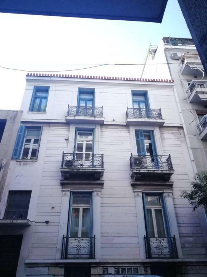 Stately Central Apartment Athens Exterior photo