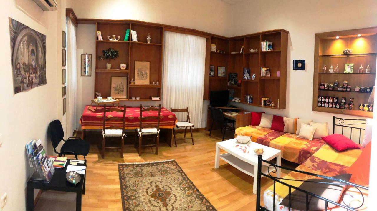 Stately Central Apartment Athens Exterior photo